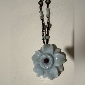 Elegant Jade Flower Pendant Necklace